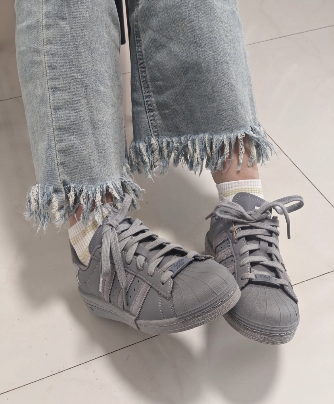 預購 neighborhood x adidas Originals superstar 2015 20週年紀念款 水泥灰