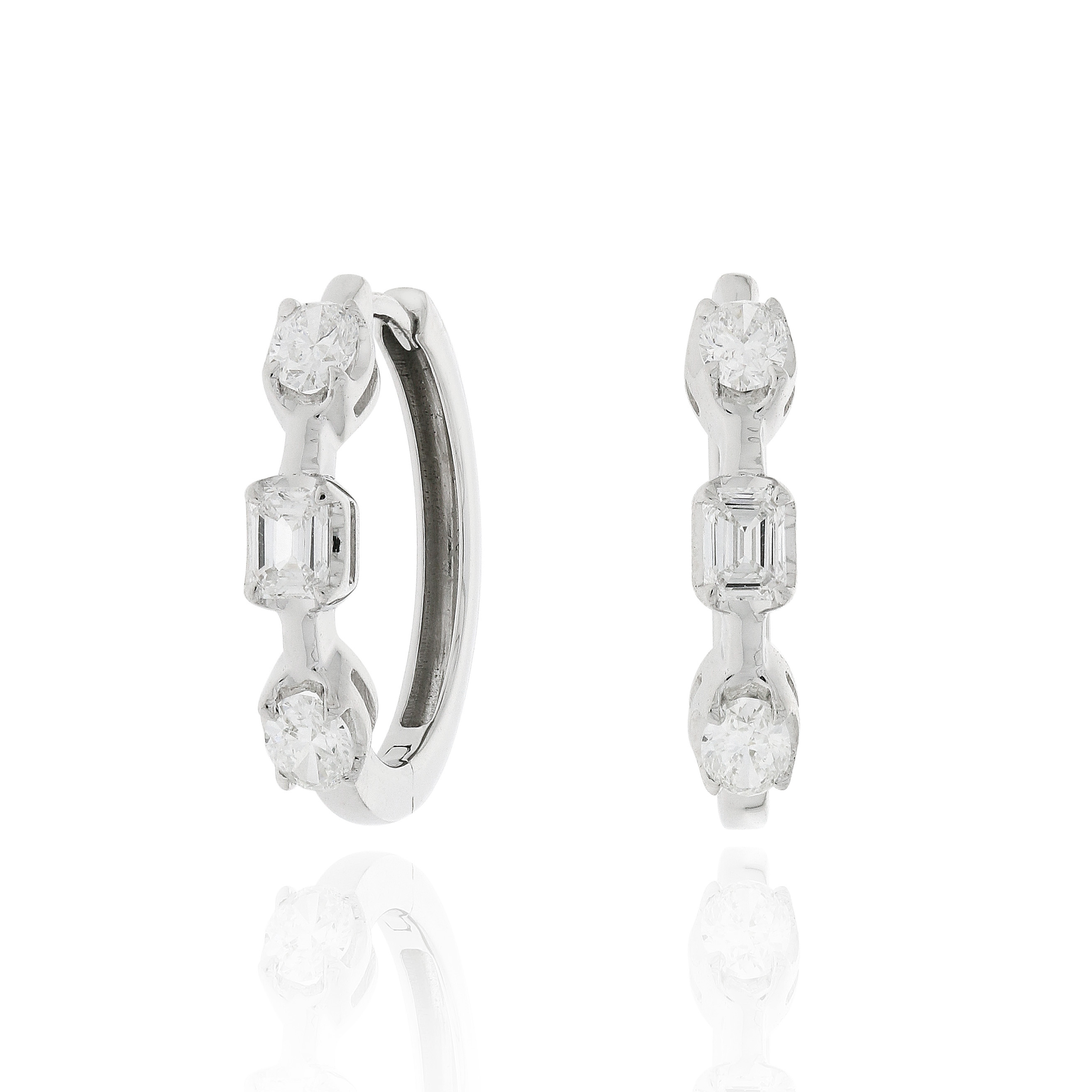 18K白金鑽石圈耳環