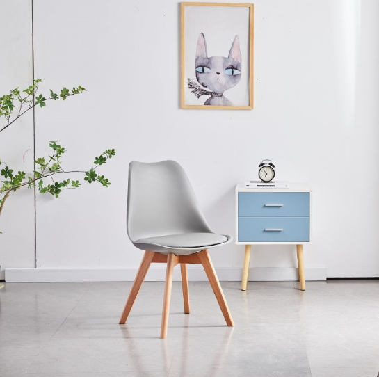 Solid wood leg dining chair (gray)