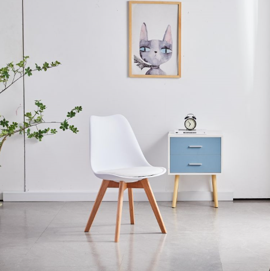 Solid wood leg dining chair (white)