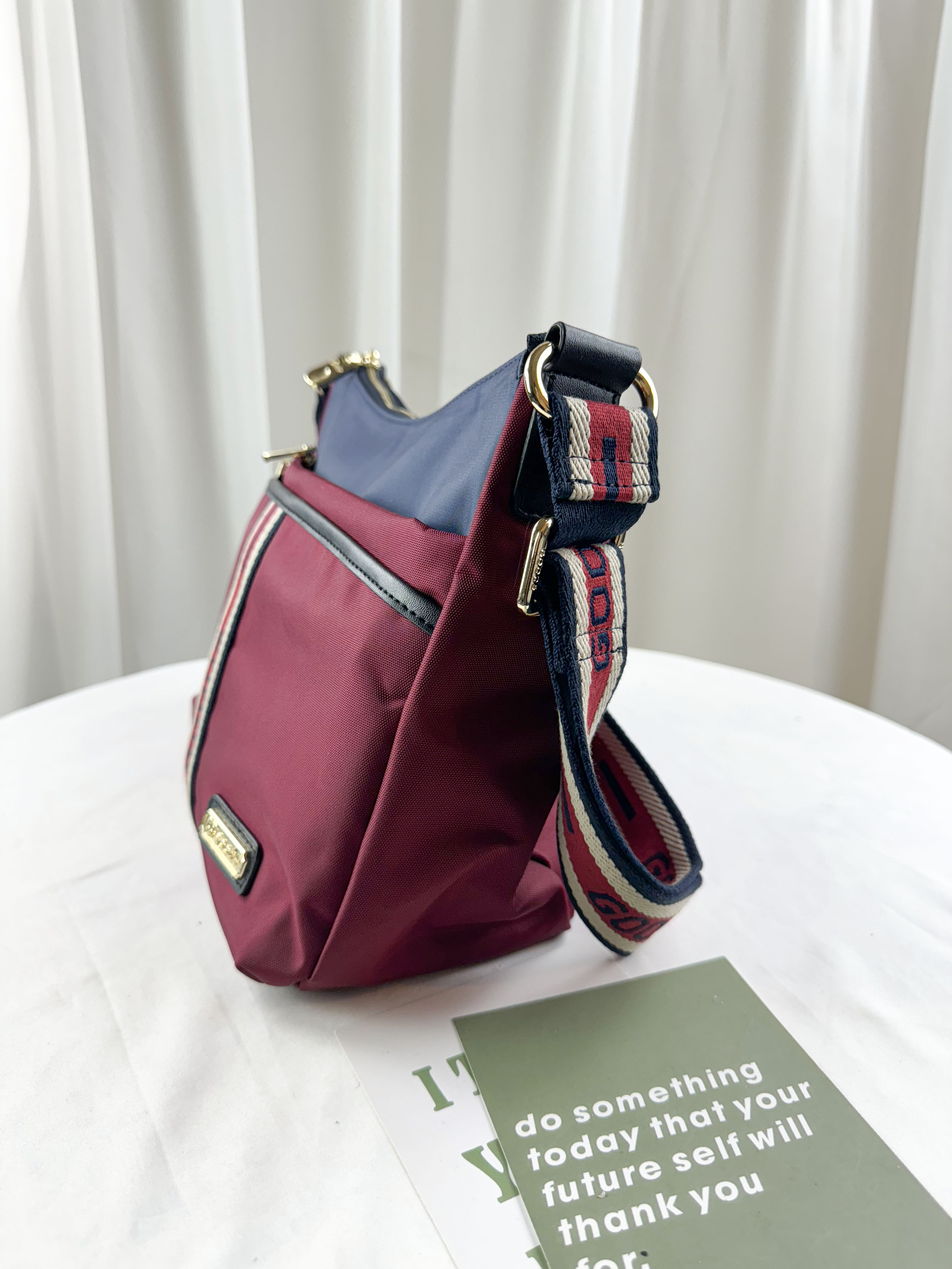 GOODS 織帶藍紅 尼龍防潑水側背包  #2638