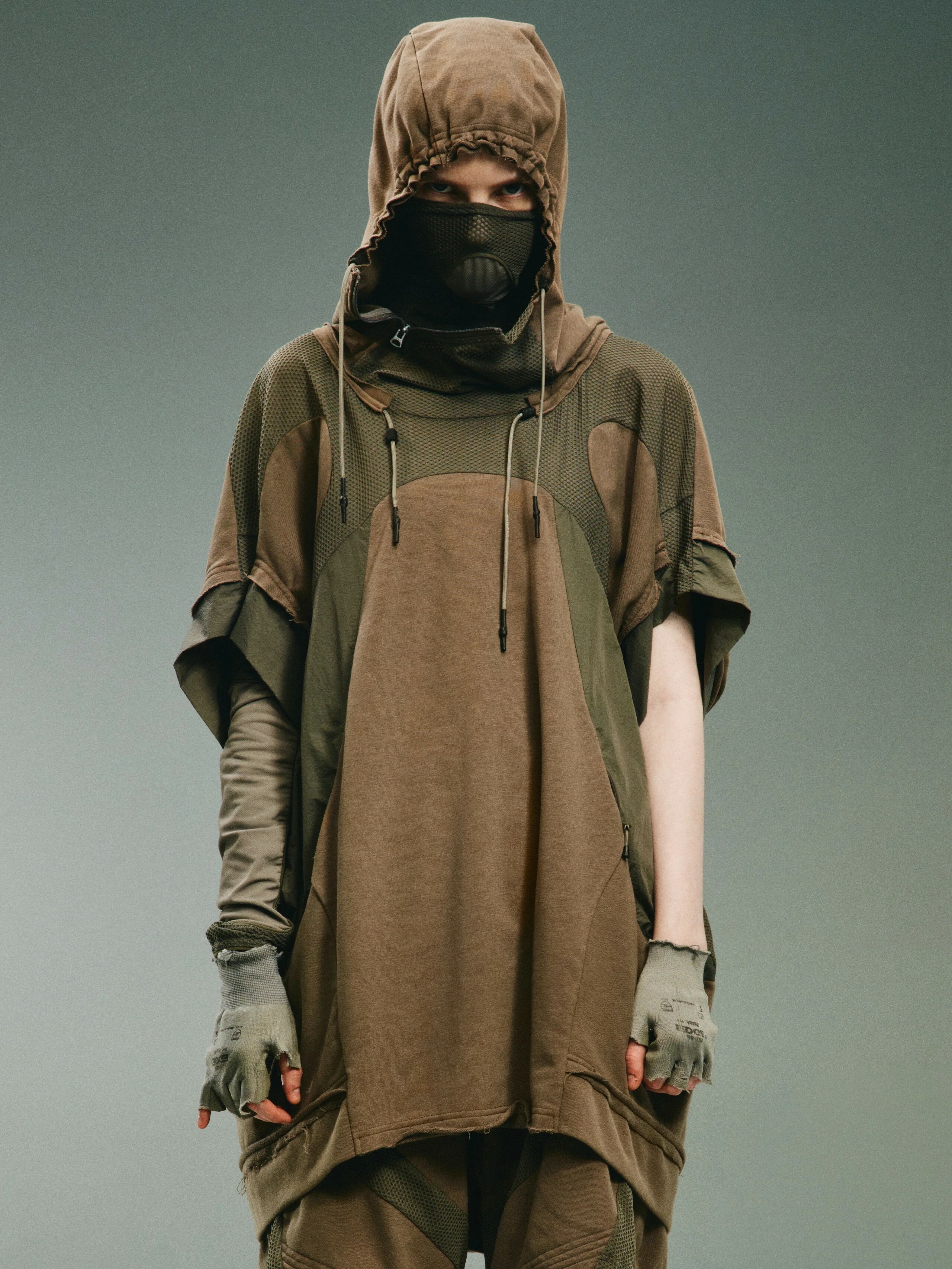 【Focus Store】現貨 Hamcus SS24 DUSZEN TM / NAMELESS HOODED T-SHIRT 連帽短T UM00524-1 GM