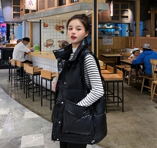 Casual puffer vest (black, 85-150 pounds recommended for one size)