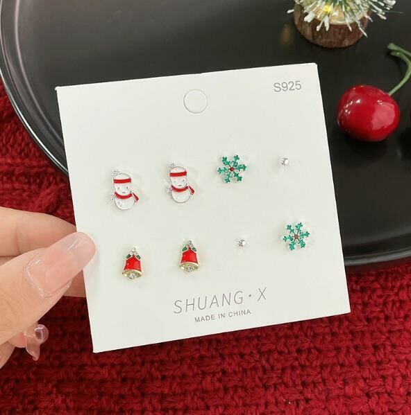 (Snowman bell [four-piece set]) silver needle stud earrings earrings 