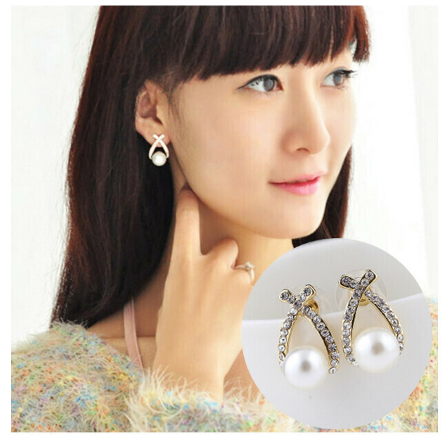 Fashion Pop Earrings (55# cross pearl large pearl)