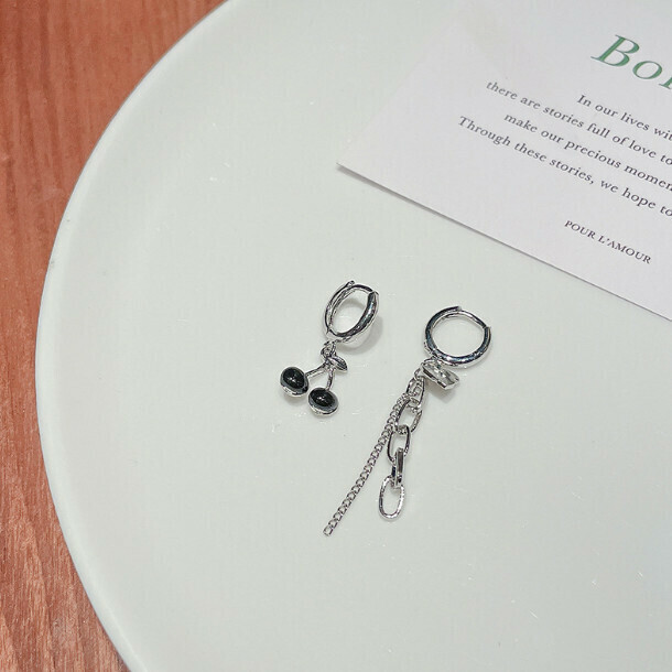 925 Silver Pin Fashion Earrings (111# Asymmetrical Earrings)