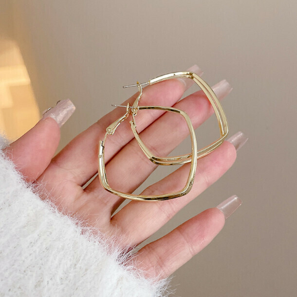 French fashion earrings stud earrings earrings earrings (2# hollow square earrings - silver needle gold)