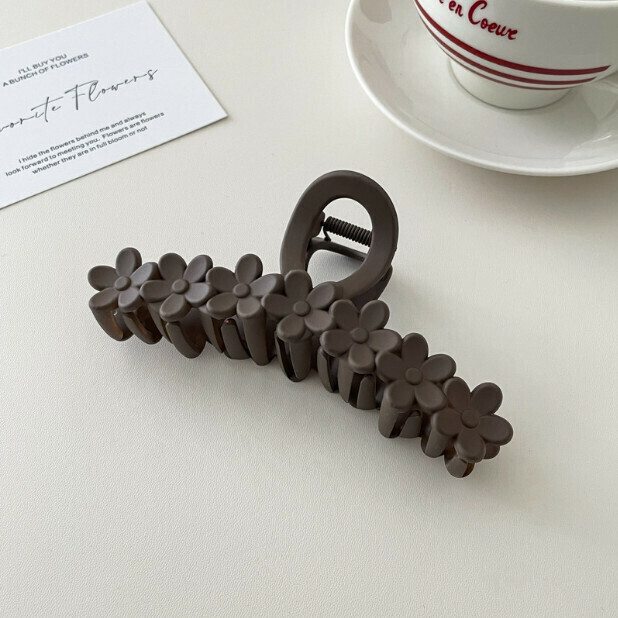 Large Gripper Shark Clip Hair Accessory (Color: 3# Deep Coffee - about 13cm)