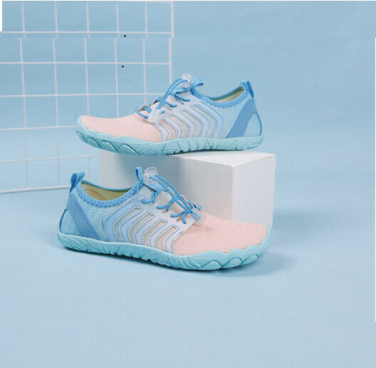 Amphibious anti-cut beach shoes [powder blue - size 38]