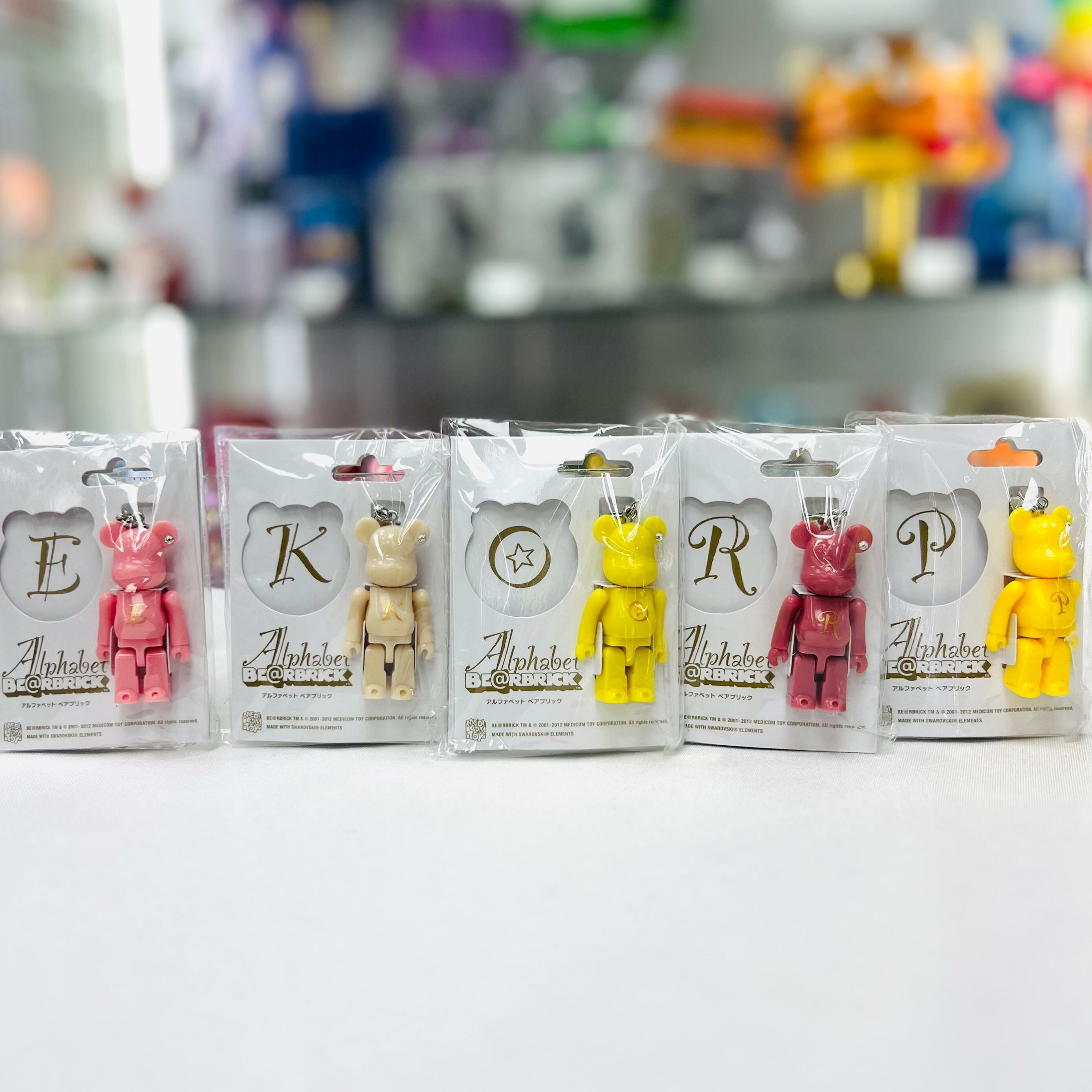 70% Alphabet BE@RBRICK Keychain(E /K /O /P /R )