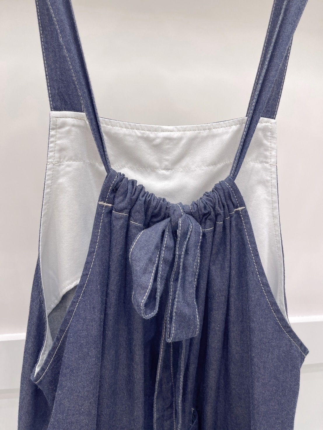 薄後雙口袋背心裙