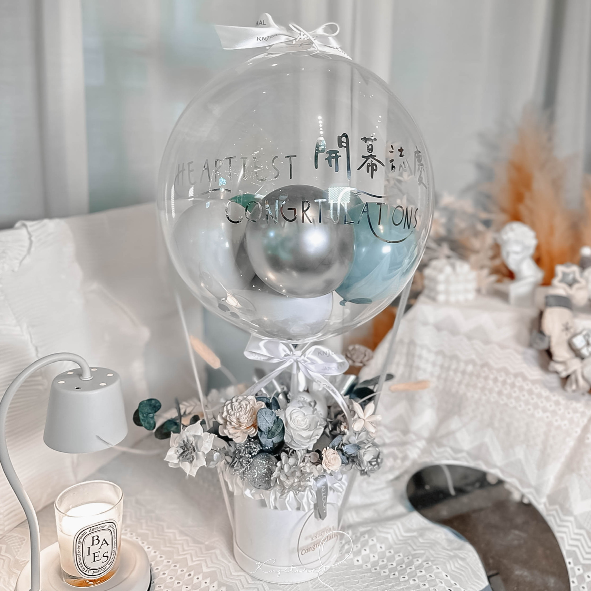 [開幕/祝賀] 晨霧銀熱氣球永生花禮