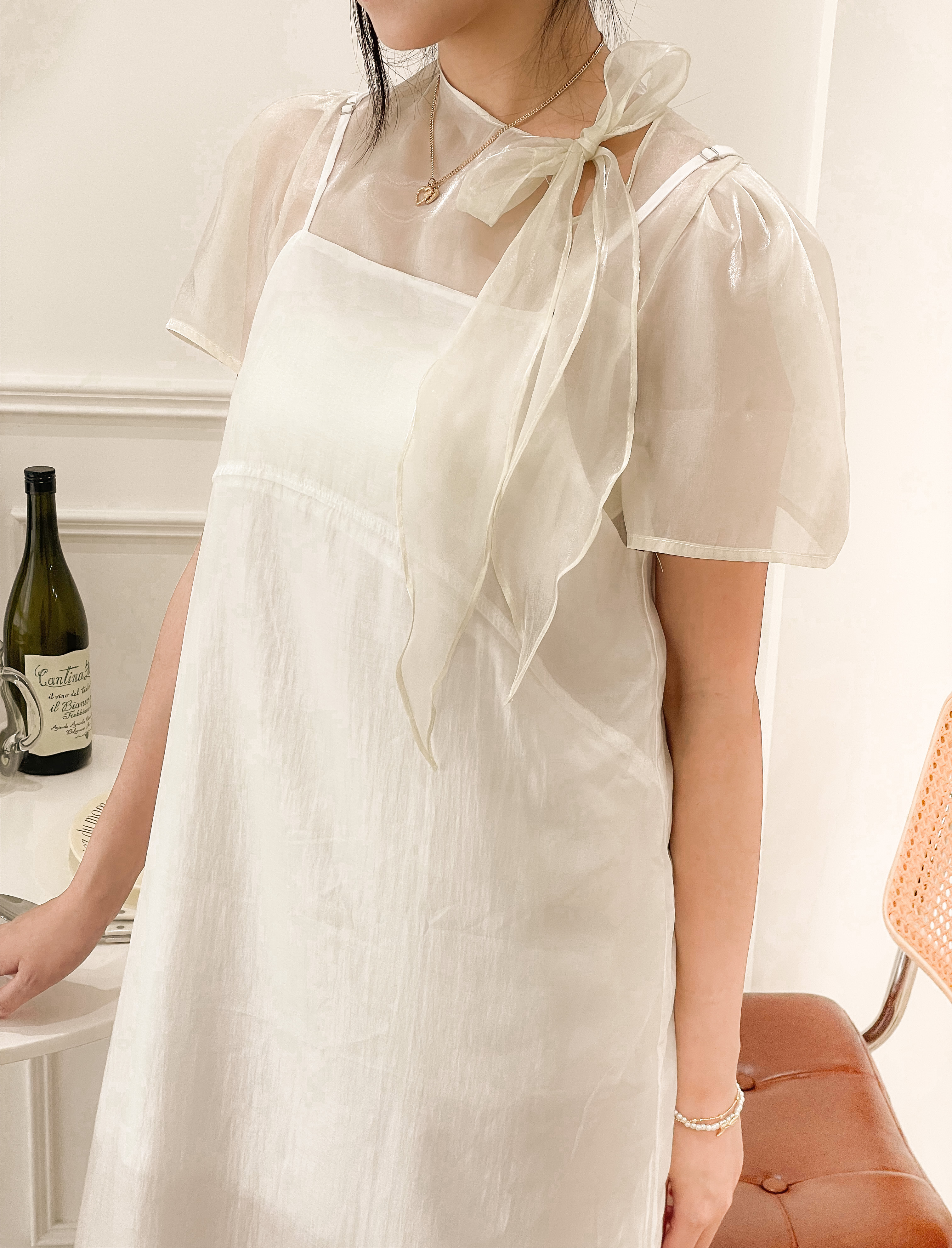 仿緞面光澤棉吊帶裙