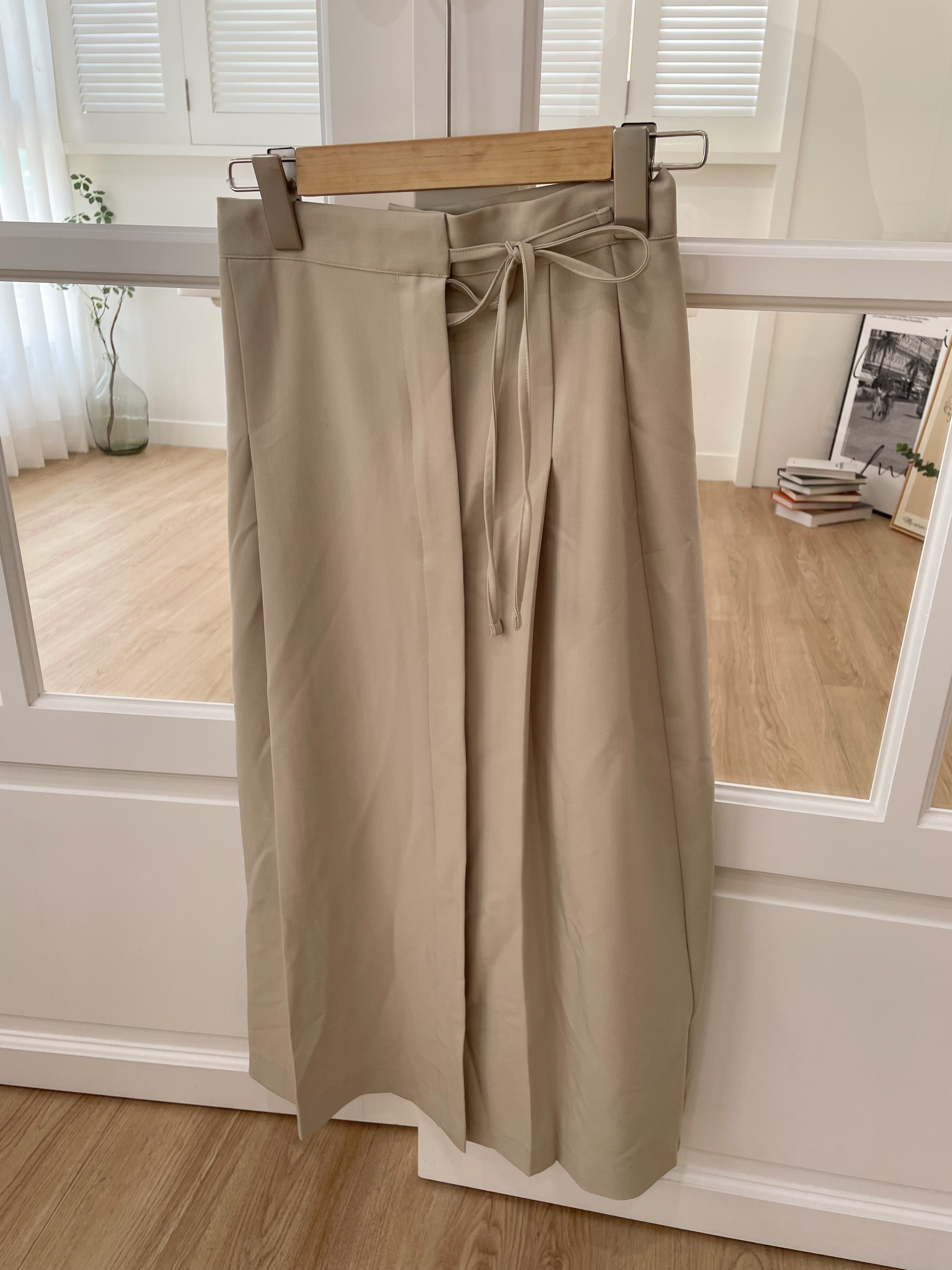 韓國歐膩大推❗蝴蝶結綁帶西裝裙