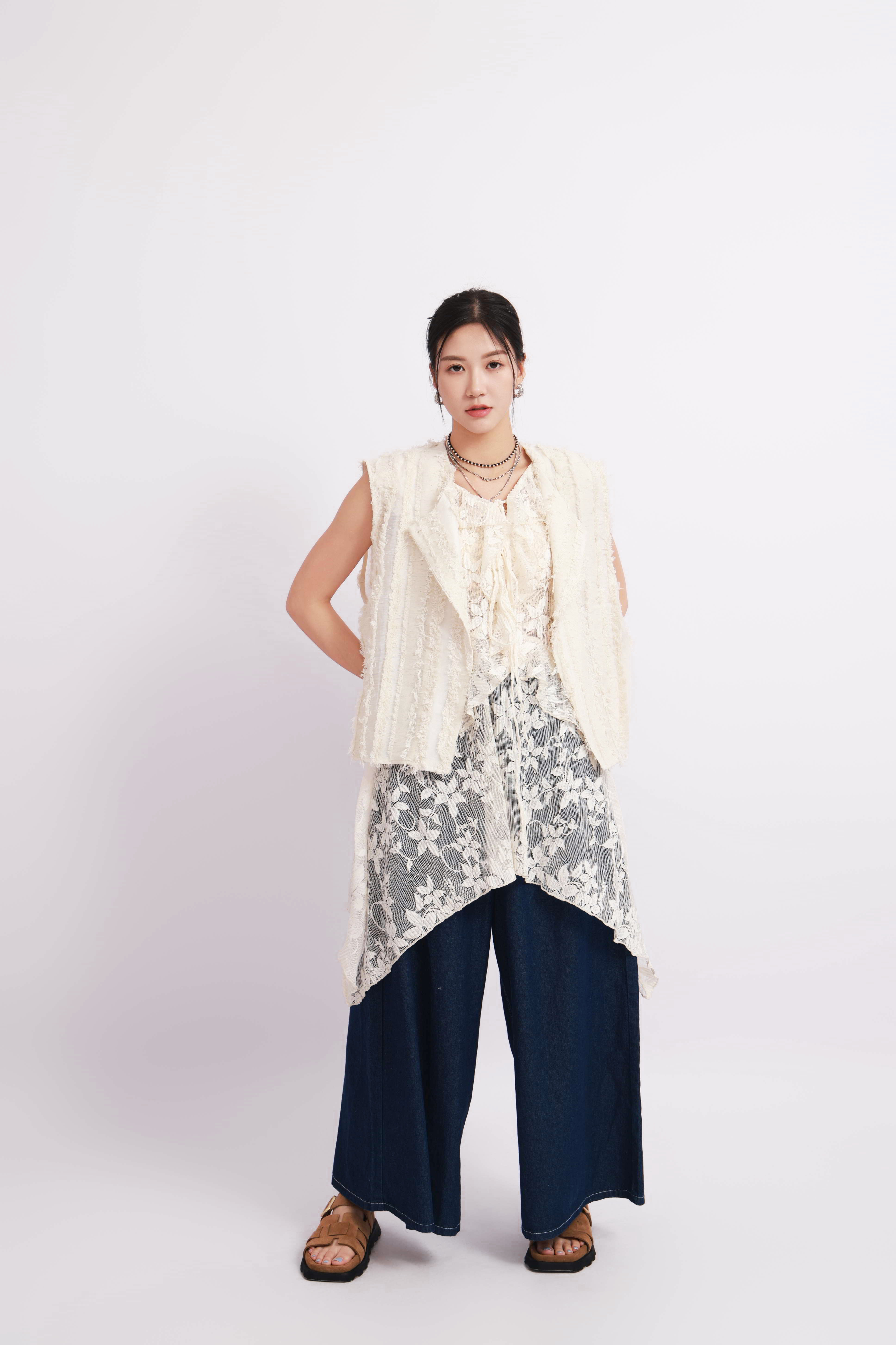 造型 988（外套＋上衣＋牛仔裙）