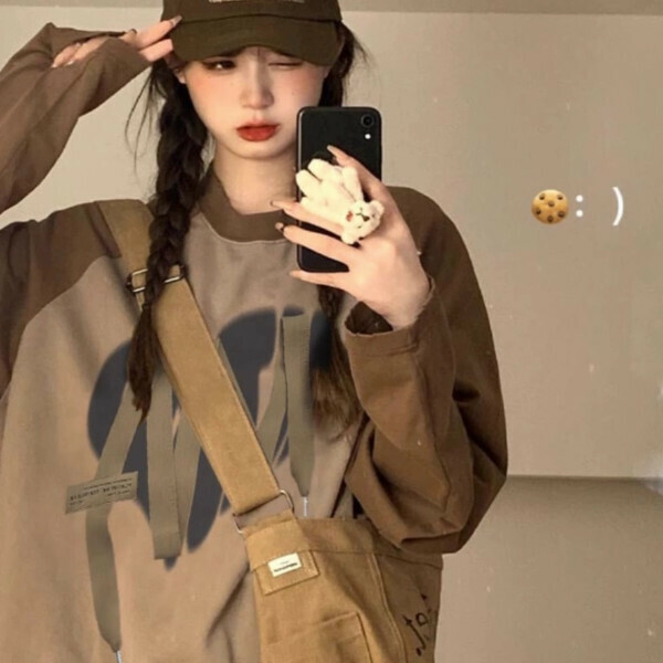 Hot recommended long-sleeved round-neck T-shirt (khaki color) (S/M/L/XL/2XL, please contact customer service after placing an order for sizes to be shipped)