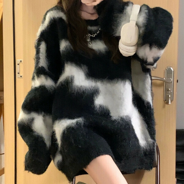 Popular sweater women's autumn and winter loose long-sleeved top (picture color) (M/L/XL/2XL size will be shipped after placing the order, please contact customer service)
