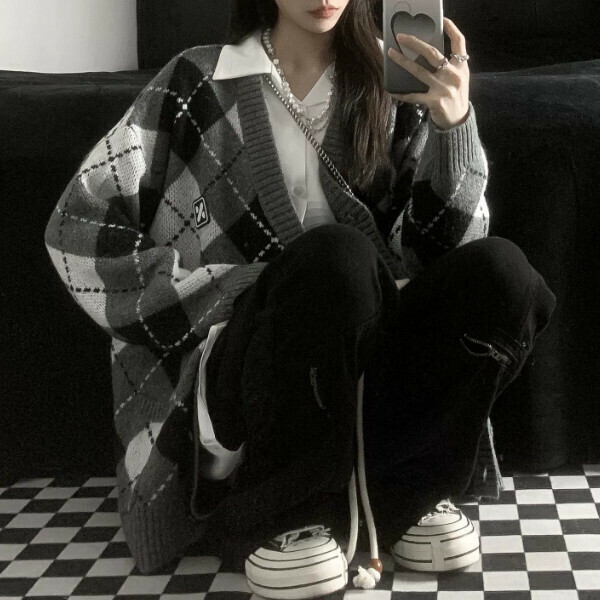 Popular cardigan sweater for women (grey) (S/M/L/XL/2XL, please contact customer service after placing the order for shipping sizes)