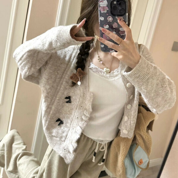 Popular sweater jacket (oatmeal color) (S/M/L/XL sizes will be shipped after placing the order and contact customer service)