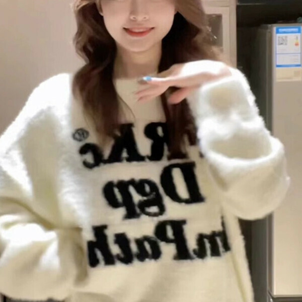 Popular knitted sweater (white) (S/M/L/XL sizes will be shipped after you place the order and contact customer service)