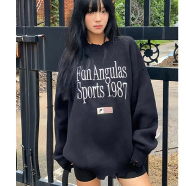 Popular embroidered letter sweater (black) (S/M/L/XL/2XL sizes will be shipped after placing the order and contact customer service)