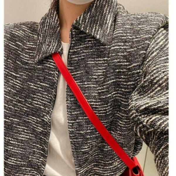 Popular short jacket (black) (S/M/L/XL sizes will be shipped after placing an order and contact customer service)