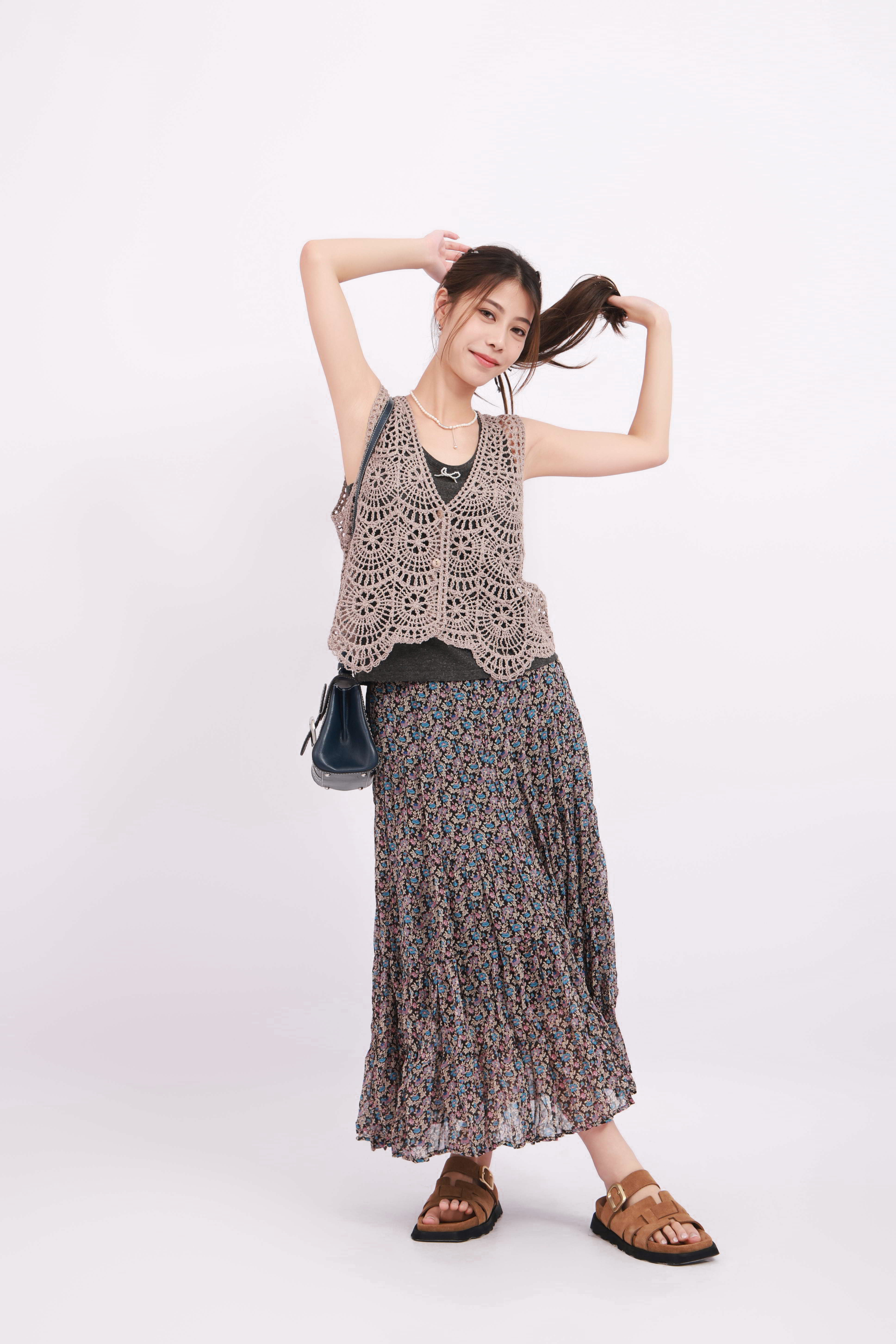 造型 991（背心＋上衣＋半截裙）