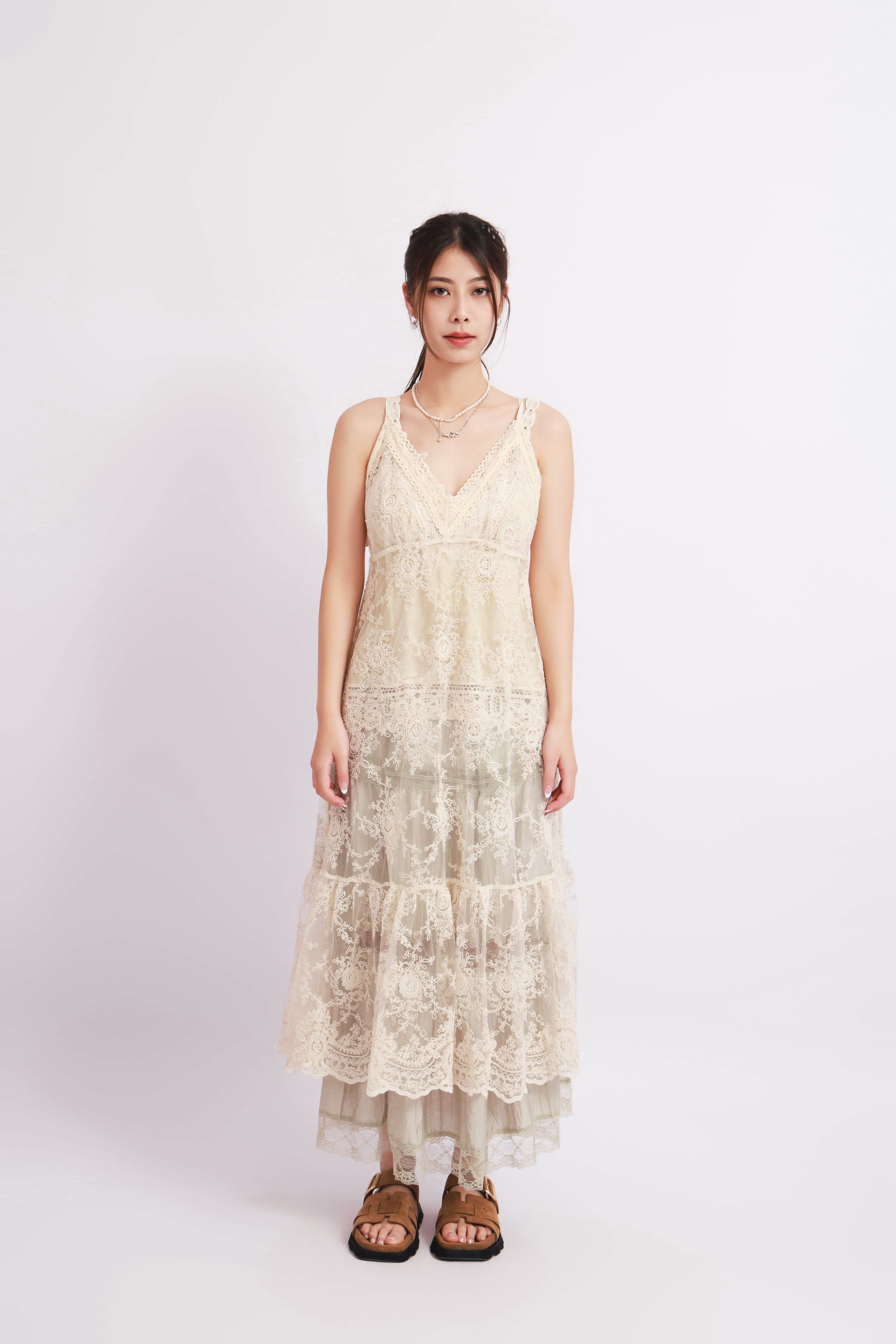 造型 994（吊帶＋連身裙）