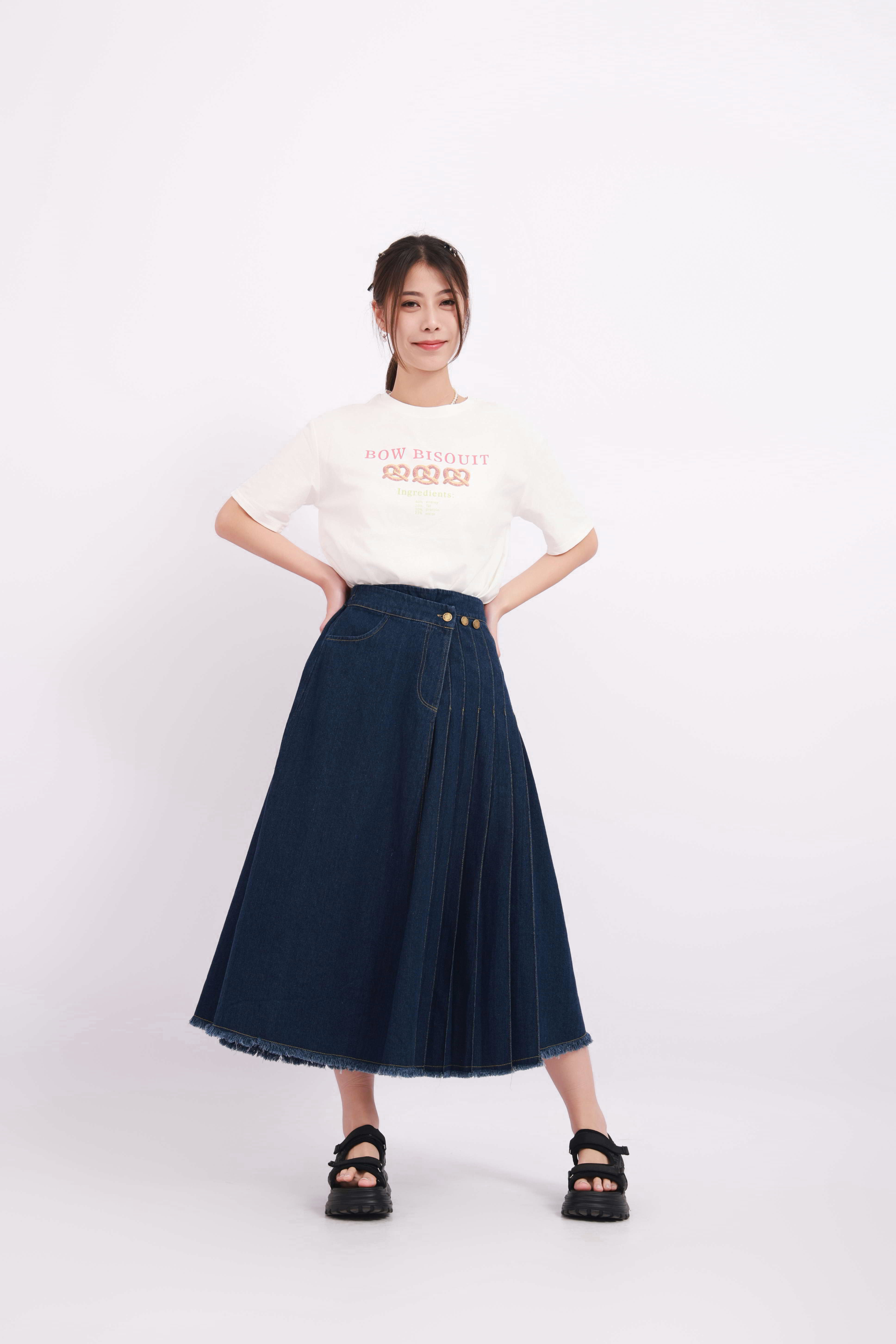 造型 1002（Tee＋半截裙）