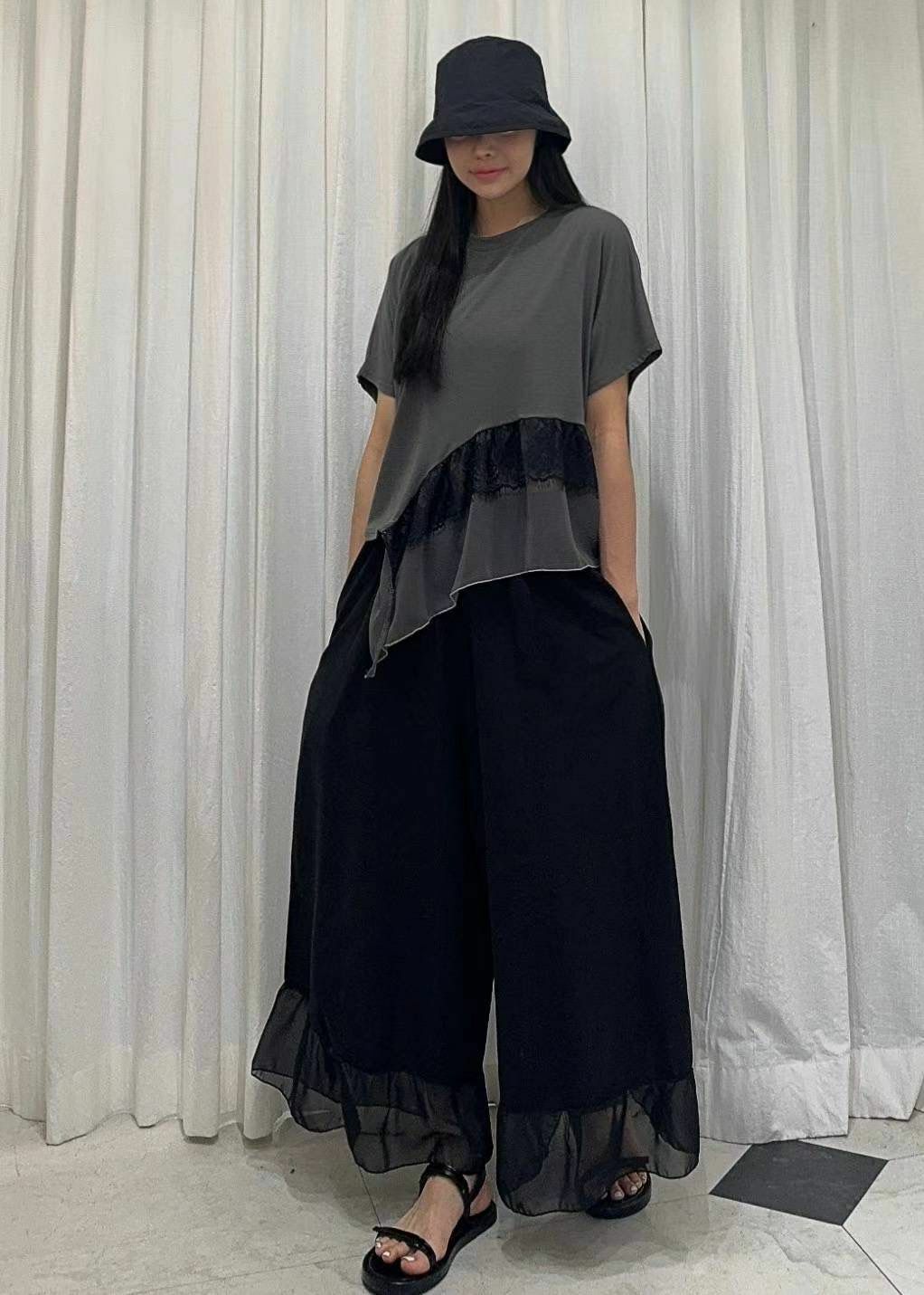 EK115 不規則紗網上衣