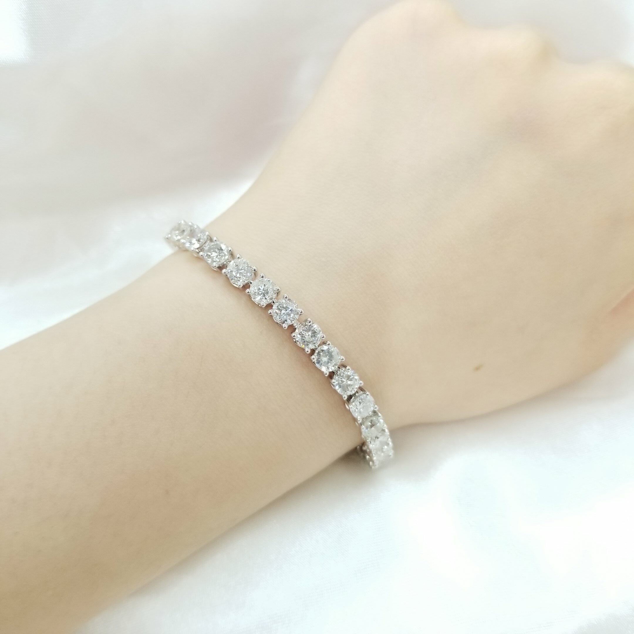 全新18K白金10卡87份鑽石手鍊