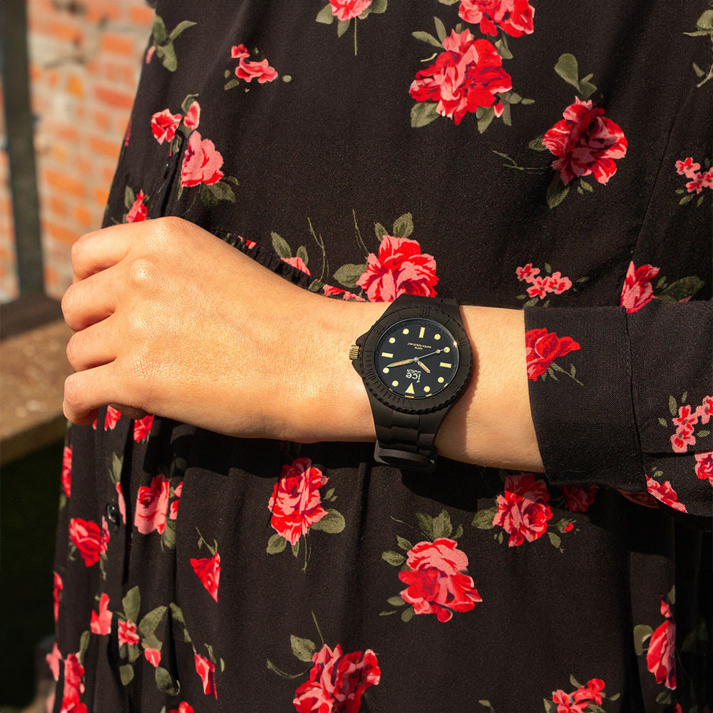 【ICE WATCH】Generation世代系列 深沉低調 星辰機芯 三針 矽膠腕錶 搶眼吸睛 燙金耀眼錶盤