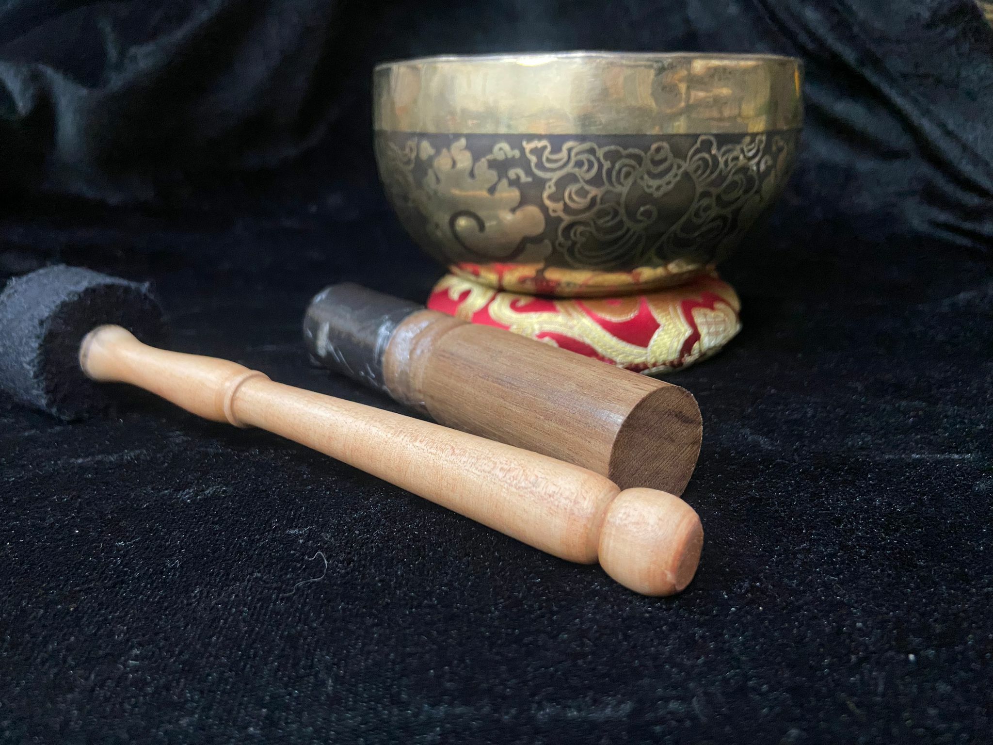 尼泊爾頌缽5"  配頌缽墊 羊皮棒、羊毛鎚