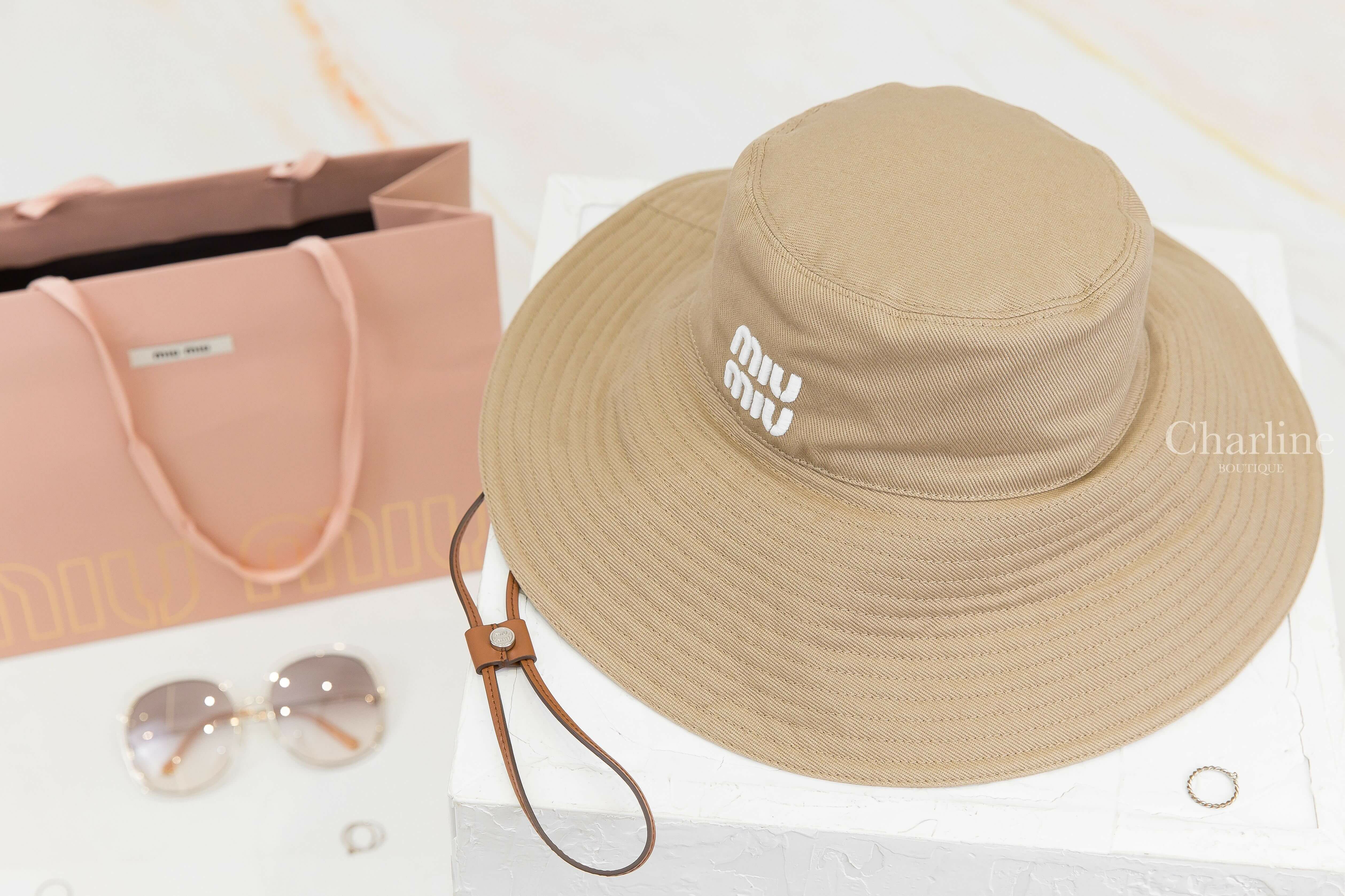 Miu Miu Drill Hat 卡其色刺繡白字棕色綁帶漁夫帽-Charline Boutique 精品代購