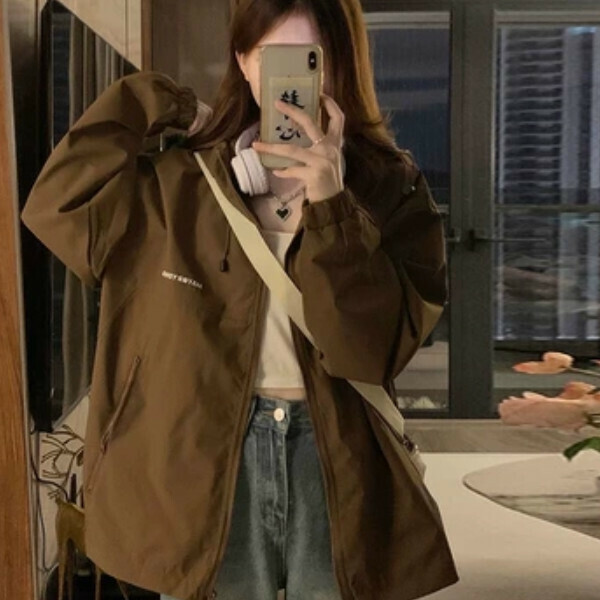 新款工裝衝鋒衣（8236咖色）（S/M/L/XL/2XL下單後與客服聯系發貨的尺碼）