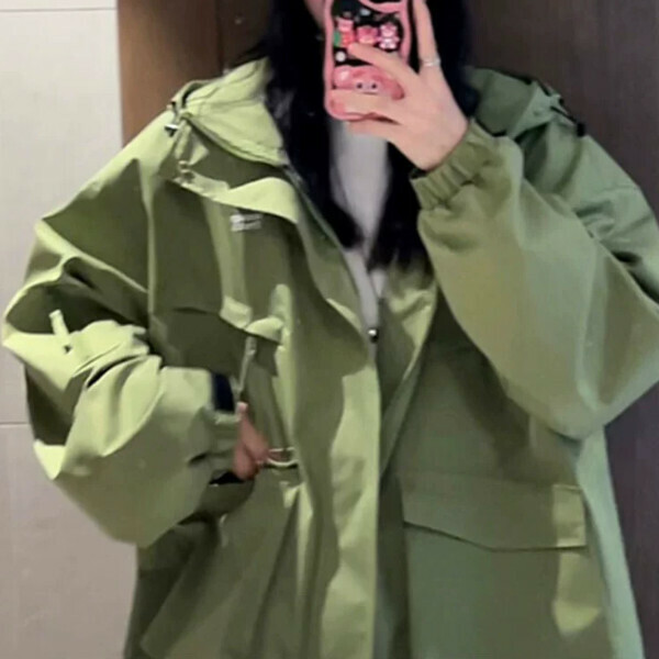 新款連帽衝鋒衣（綠色夾棉秋冬款）（S/M/L/XL/2XL下單後與客服聯系發貨的尺碼）   