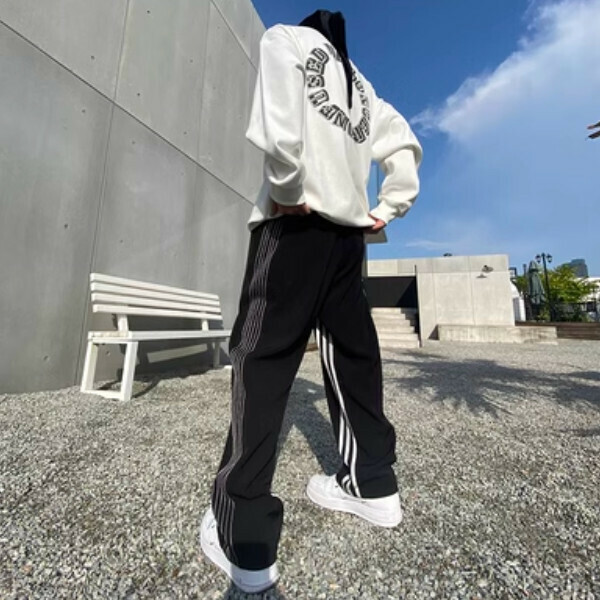 New hiphop street-friendly loose sweatpants [Black size S-2XL, confirm delivery size with customer service after placing order]