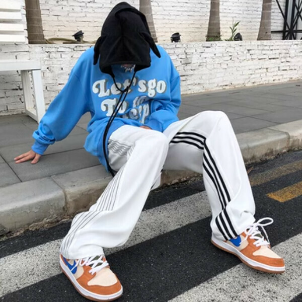 New hiphop street-friendly loose sweatpants [White S-2XL sizes, please confirm the delivery size with customer service after placing the order]