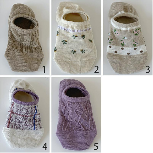 Hot recommendation (pack of 5 pairs; one pair of each color) Japanese style shallow breathable boat socks for women (A-20) (one size fits all)