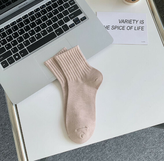 Hot recommendation for men and women solid color lettered breathable sports socks, casual socks, mid-calf socks [khaki] [one size fits all]