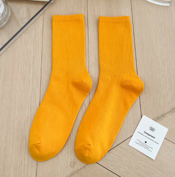 Hot recommendation: simple candy-colored mid-high socks, casual socks, sports cotton socks [orange] [one size fits all]