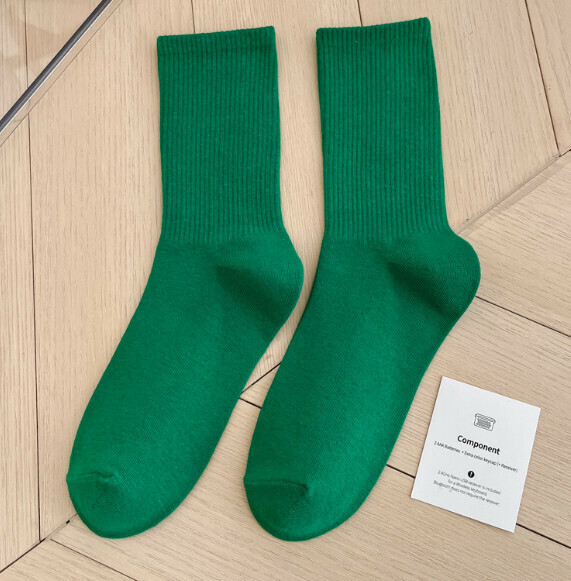 Hot recommendation: simple candy-colored mid-high socks, casual socks, sports cotton socks [dark green] [one size fits all]