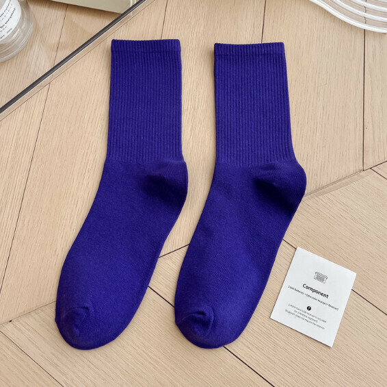 Hot recommendation: simple candy-colored mid-high socks, casual socks, sports cotton socks [dark purple] [one size fits all]
