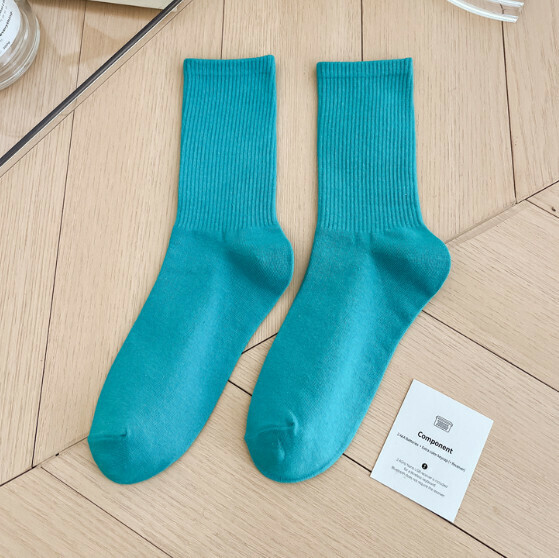 Hot recommendation: simple candy-colored mid-high socks, casual socks, sports cotton socks [Lake Blue] [One size fits all]