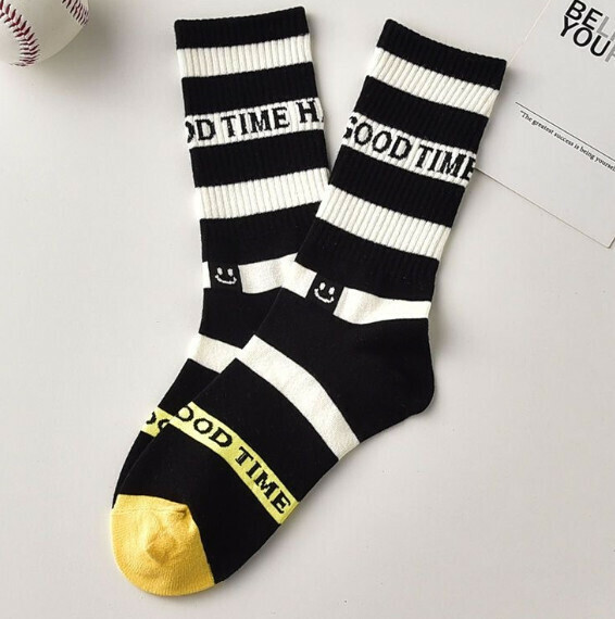 Hot Recommended Couple Sports Medium Stockings Casual Socks [Black and White Stripes] [One Size Fits All]