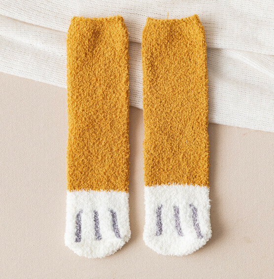 Hotly recommended autumn and winter women's velvet thickened warm casual socks mid-calf socks [Cat Claw-Turmeric] [One size fits all]