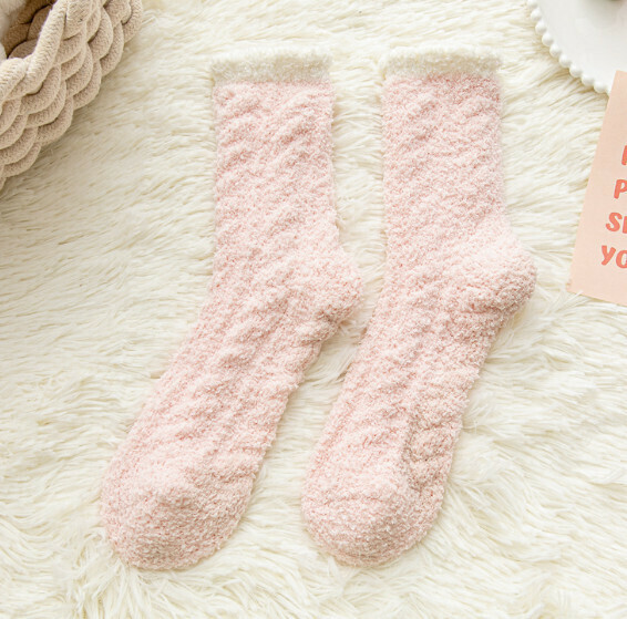 Popular autumn and winter women's thickened velvet warm casual socks mid-calf socks [coral velvet-pink] [one size fits all]