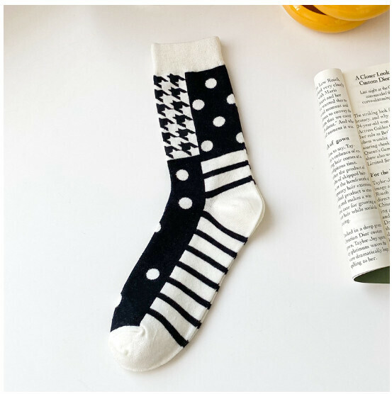 Popular style simple casual mid-high socks for women, cotton socks [polka dot stripes] [one size fits all]
