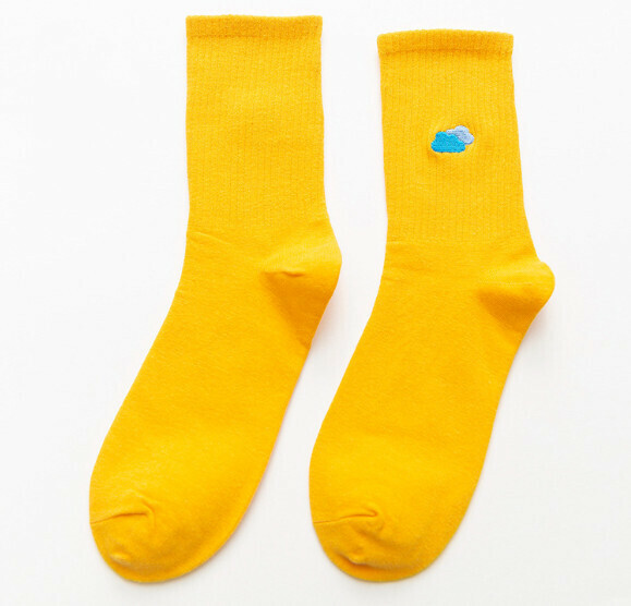 Popular simple women's embroidered stockings, trendy cotton socks, student sports socks [yellow] [one size fits all]