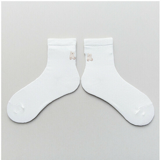 Popular trendy simple and cute cartoon bear women's cotton socks, mid-calf socks, sports socks [white socks sitting on a bear] [one size fits all]